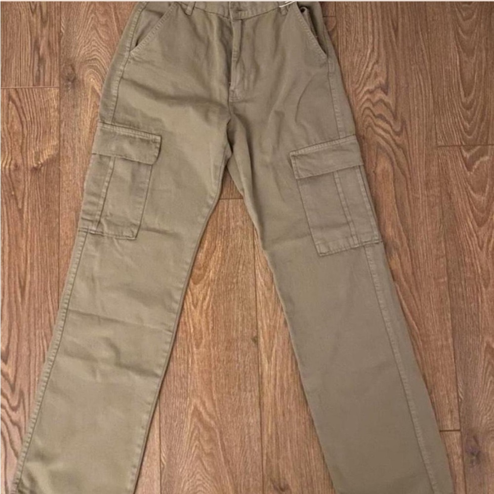 Stradivarius Khaki Cargo Pants